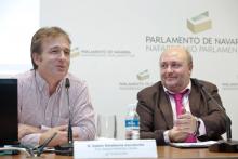 Xabier Etxebarria y José Manuel Paredes (i-d), catedráticos de Derecho Penal de las universidades de Oviedo y Deusto, respectivamente