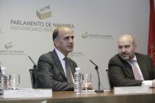 Alberto Catalán, Presidente del Parlamento, Luis Cayo Pérez Bueno, presidente del CERMI y de la Fundación Derecho y Discapacidad