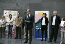 El Presidente, en su intervención. Detrás, Amaya Zarranz, Nekane Pérez, Xabi Lasa, Teresa Nagore y Koldo Amezketa