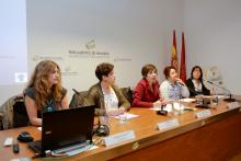 Mesa redonda de la segunda sesión, con Erica Barral, Virginia Carrica, Olga Garrote, Edurne Razkin, Geno Ochando