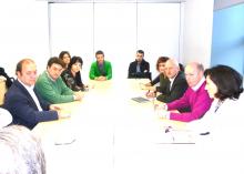 Villanueva, Rapún, Fernández de Garaialde, Caro, Ruiz y Pérez Prados (i-d) en su reunión con los responsables del CHN