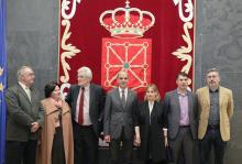 Foto de grupo del Presidente, Alberto Catalán, y el Secretario Segundo, Koldo Amezketa, con los responsables de Jueces para la Democracia