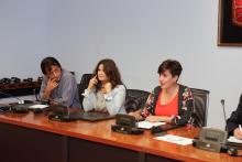María Solana (Geroa Bai), presidenta, Maribel García Malo (UPN), vicepresidenta, Carlos Couso (Podemos-Ahal Dugu), secretario