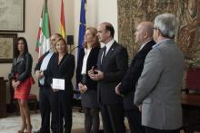 Alberto Catalán, interviene ante la Mesa del Parlamento vasco durante la recepción