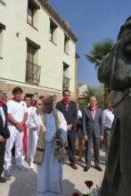Inauguración de la escultura en Espronceda